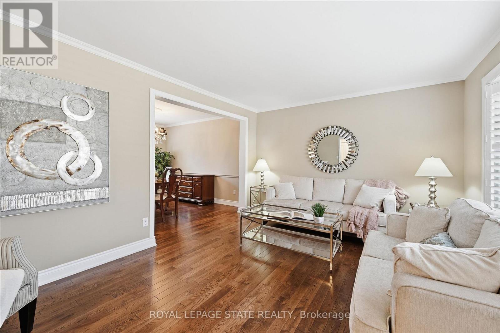 2192 Ireland Drive E, Burlington, Ontario  L7P 3G1 - Photo 4 - W12942632