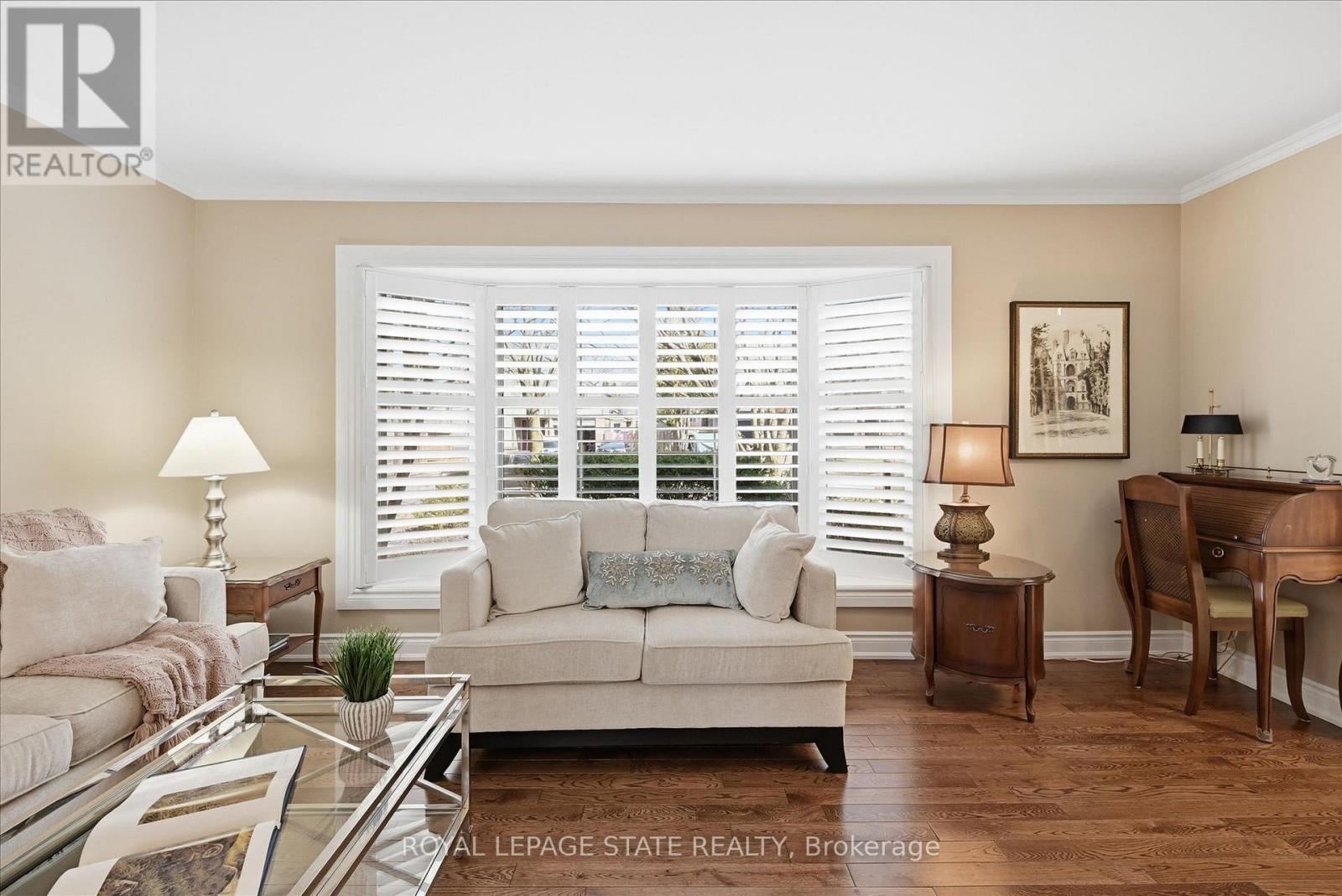 2192 Ireland Drive E, Burlington, Ontario  L7P 3G1 - Photo 6 - W12942632