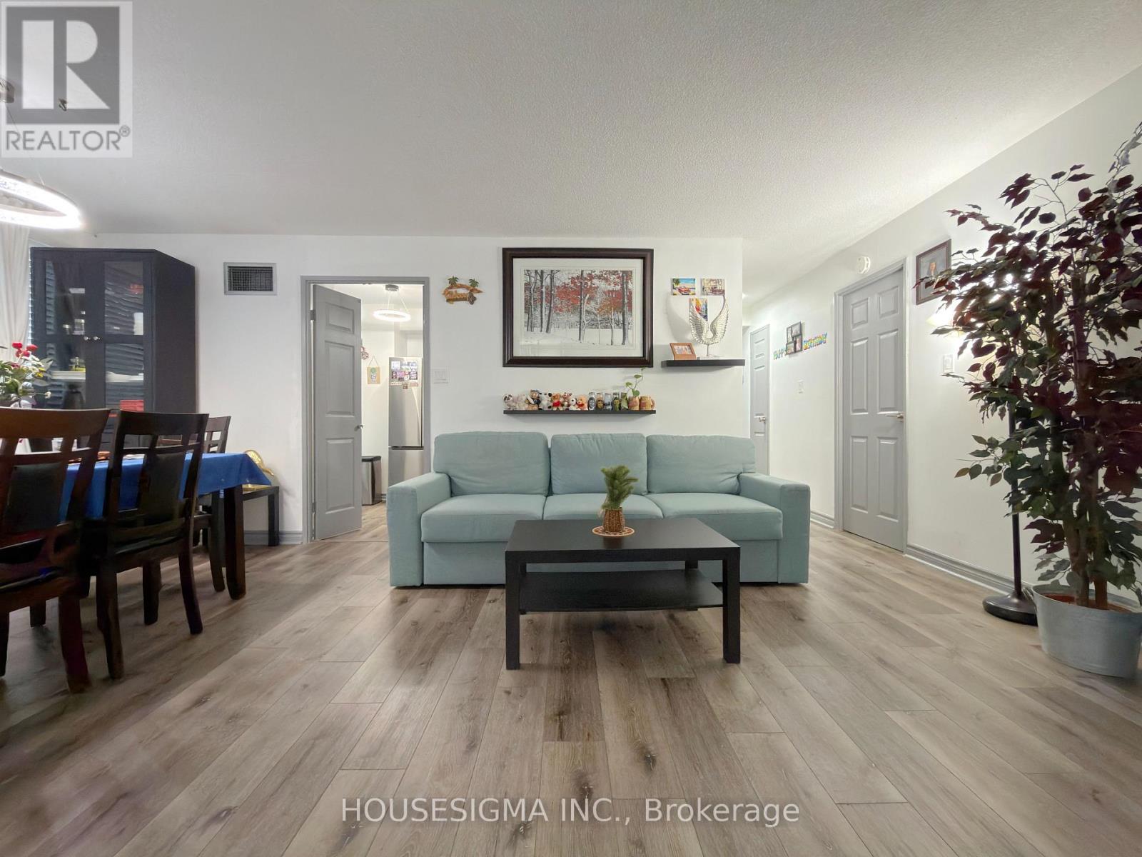 101 - 1320 Mississauga Valley Boulevard, Mississauga, Ontario  L5A 3S9 - Photo 15 - W12942646