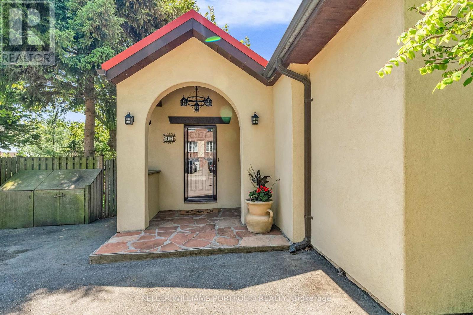 42 Forty First Street, Toronto, Ontario  M8W 3N6 - Photo 2 - W12942650