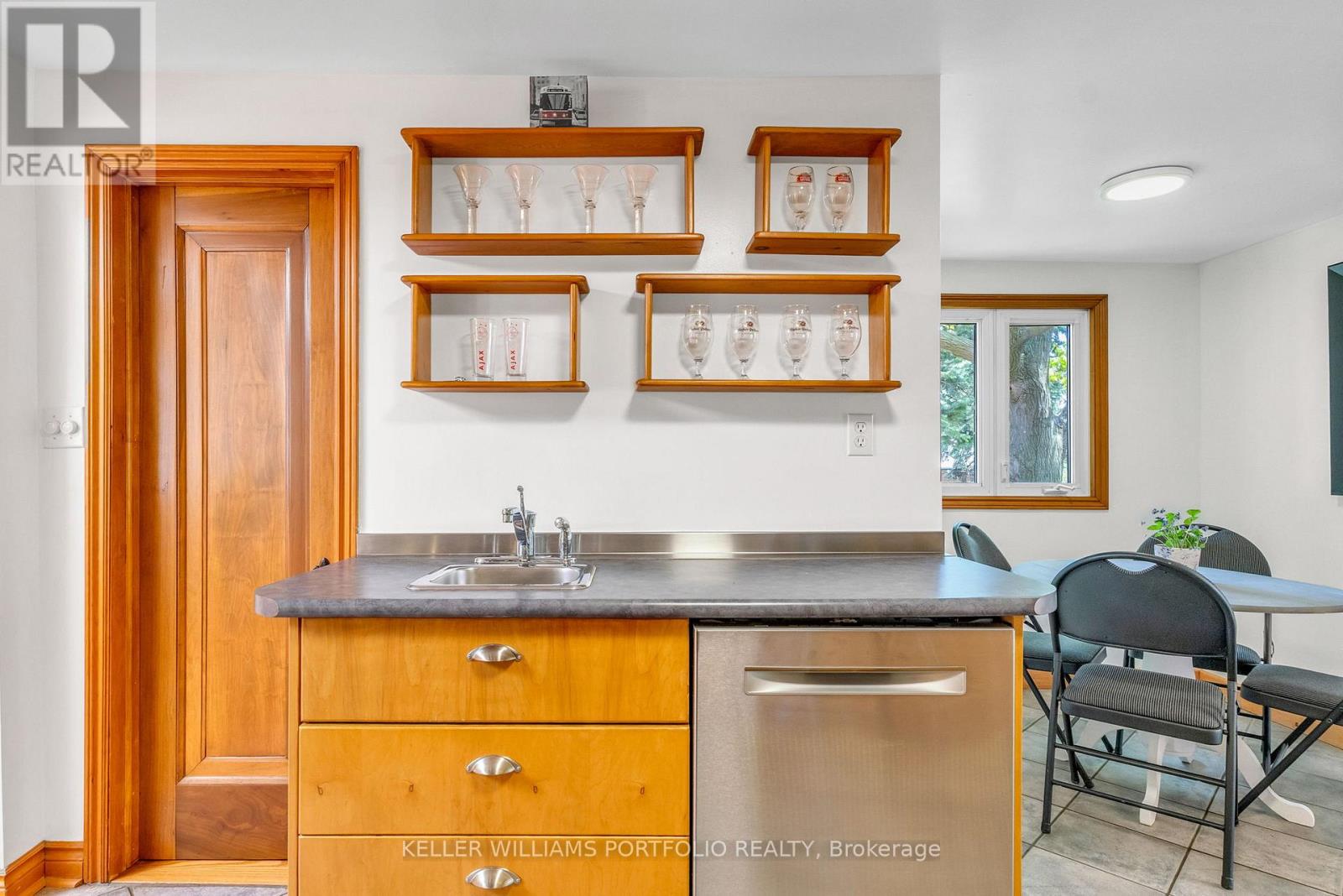 42 Forty First Street, Toronto, Ontario  M8W 3N6 - Photo 21 - W12942650