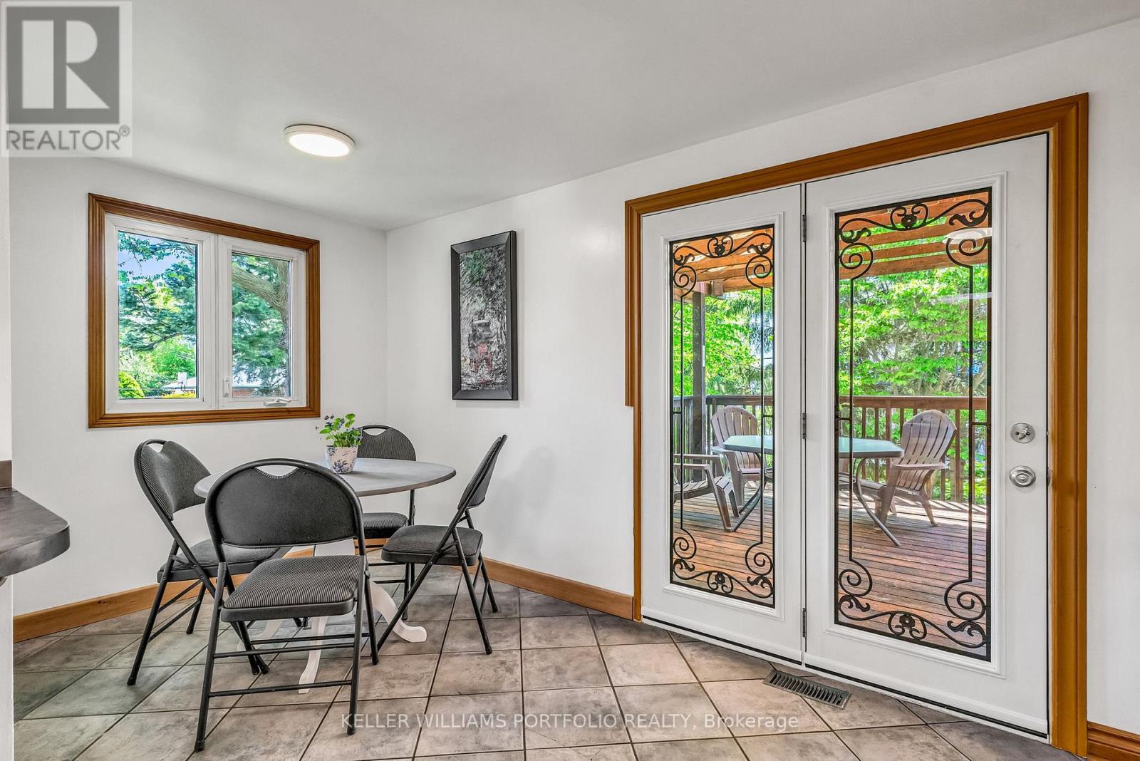 42 Forty First Street, Toronto, Ontario  M8W 3N6 - Photo 23 - W12942650