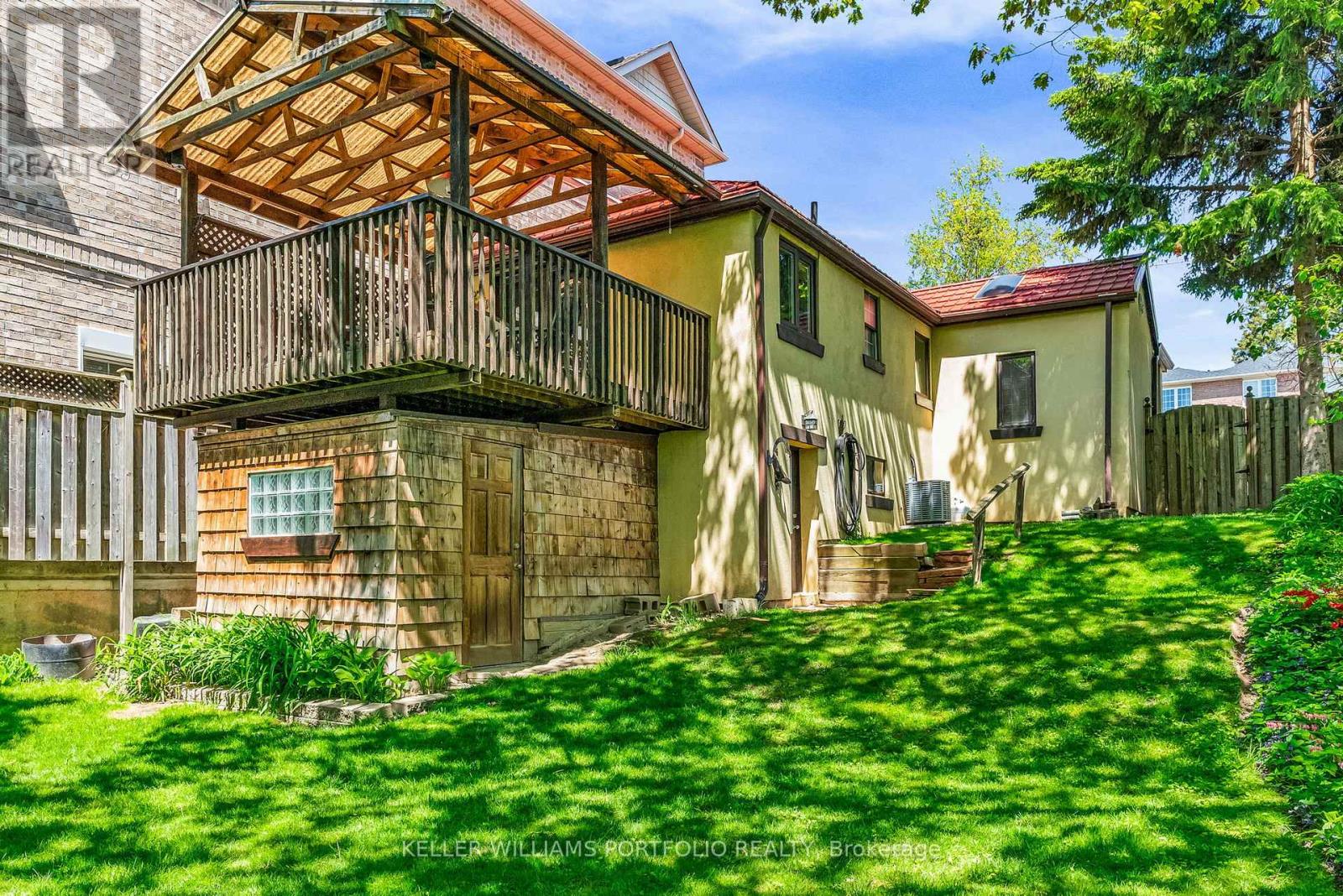 42 Forty First Street, Toronto, Ontario  M8W 3N6 - Photo 39 - W12942650