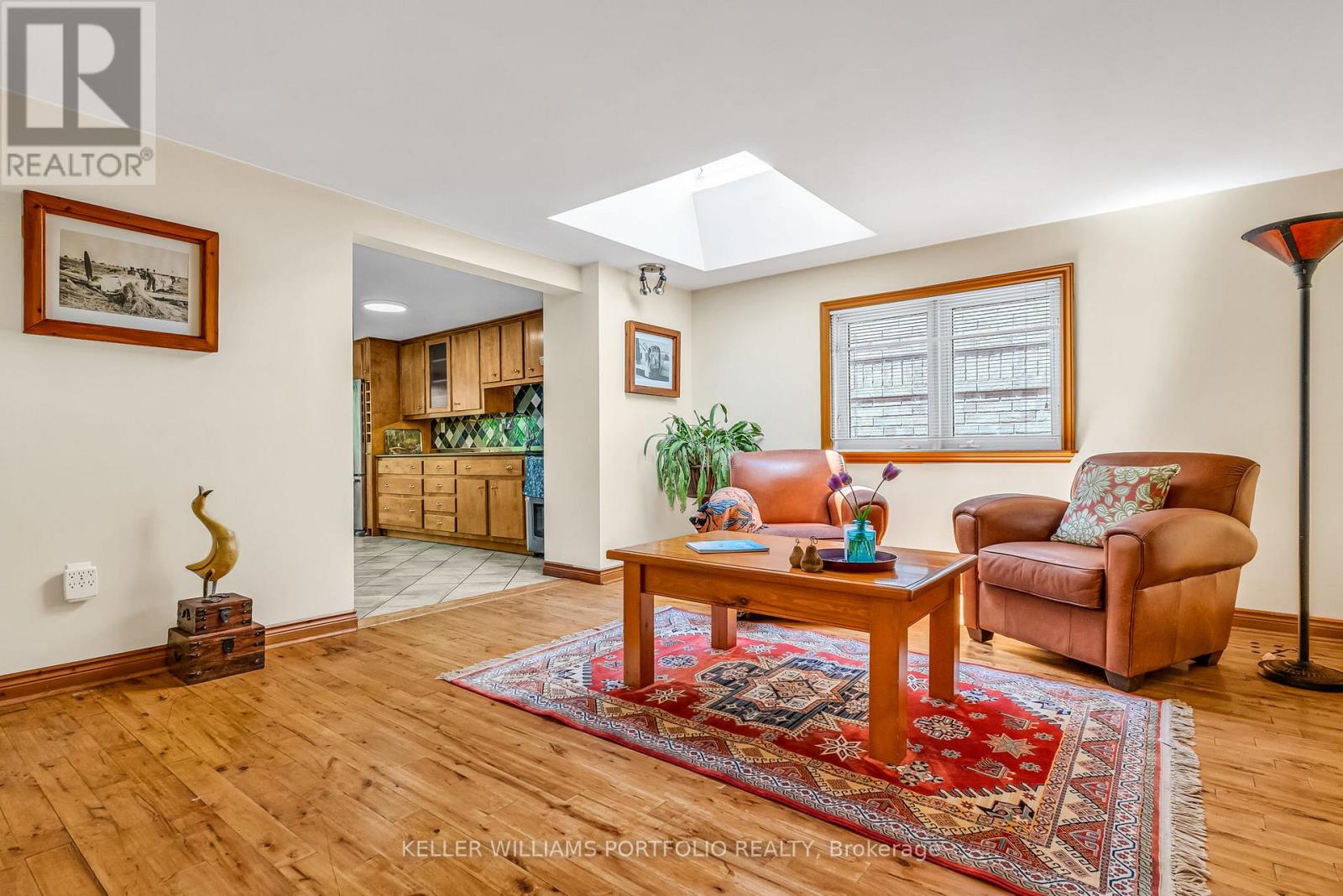 42 Forty First Street, Toronto, Ontario  M8W 3N6 - Photo 9 - W12942650