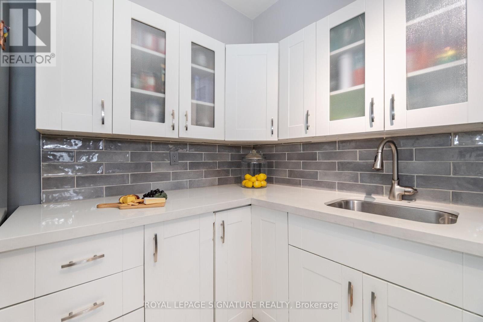 1212 - 451 The West Mall Drive, Toronto, Ontario  M9C 1G1 - Photo 17 - W12942694