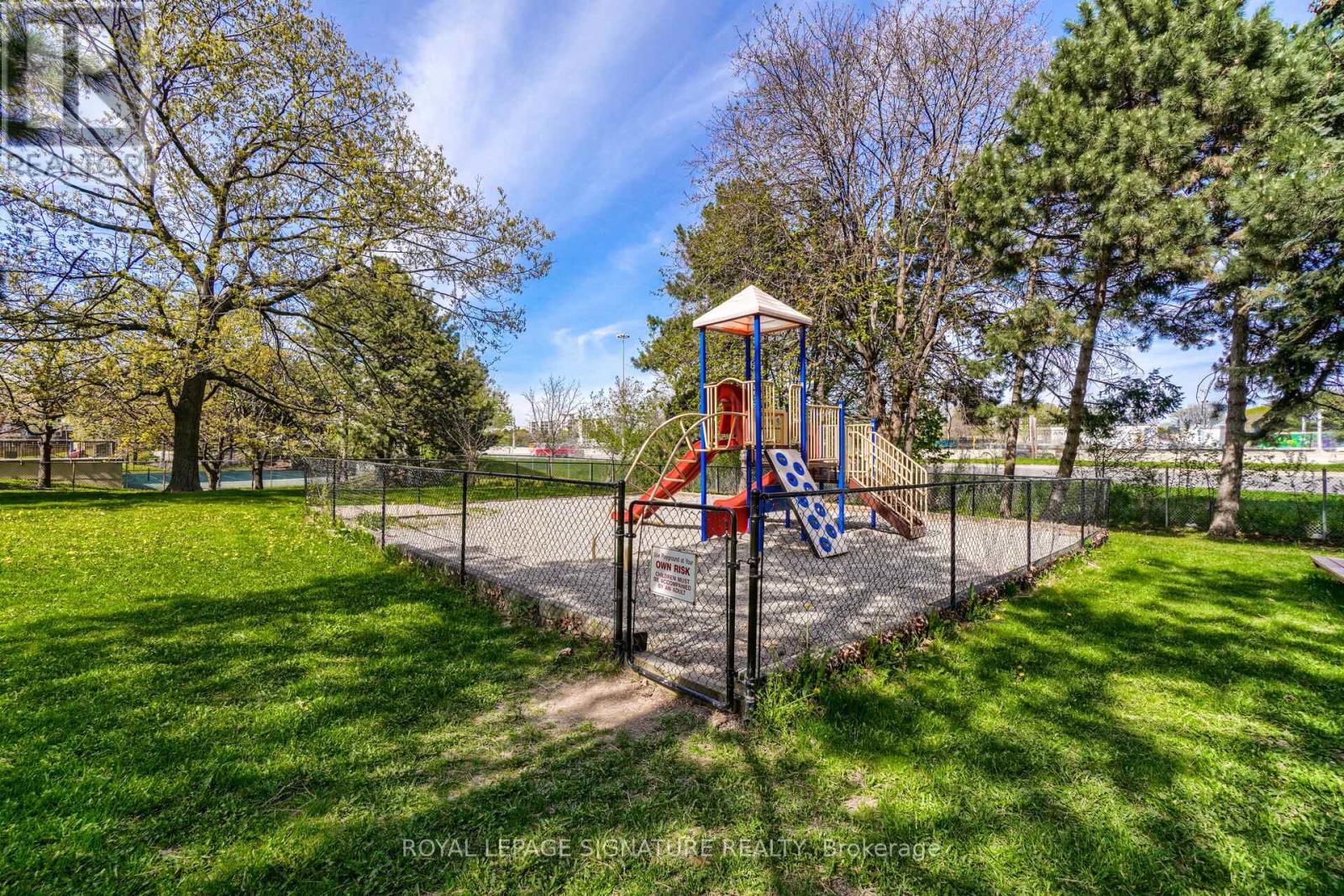 1212 - 451 The West Mall Drive, Toronto, Ontario  M9C 1G1 - Photo 32 - W12942694