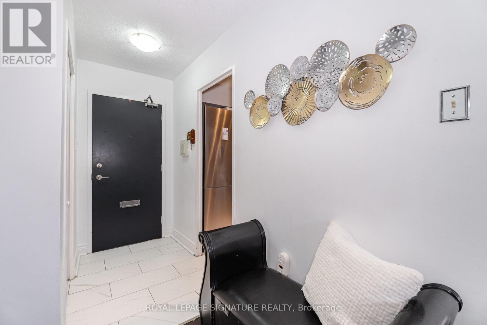 1212 - 451 The West Mall Drive, Toronto, Ontario  M9C 1G1 - Photo 9 - W12942694