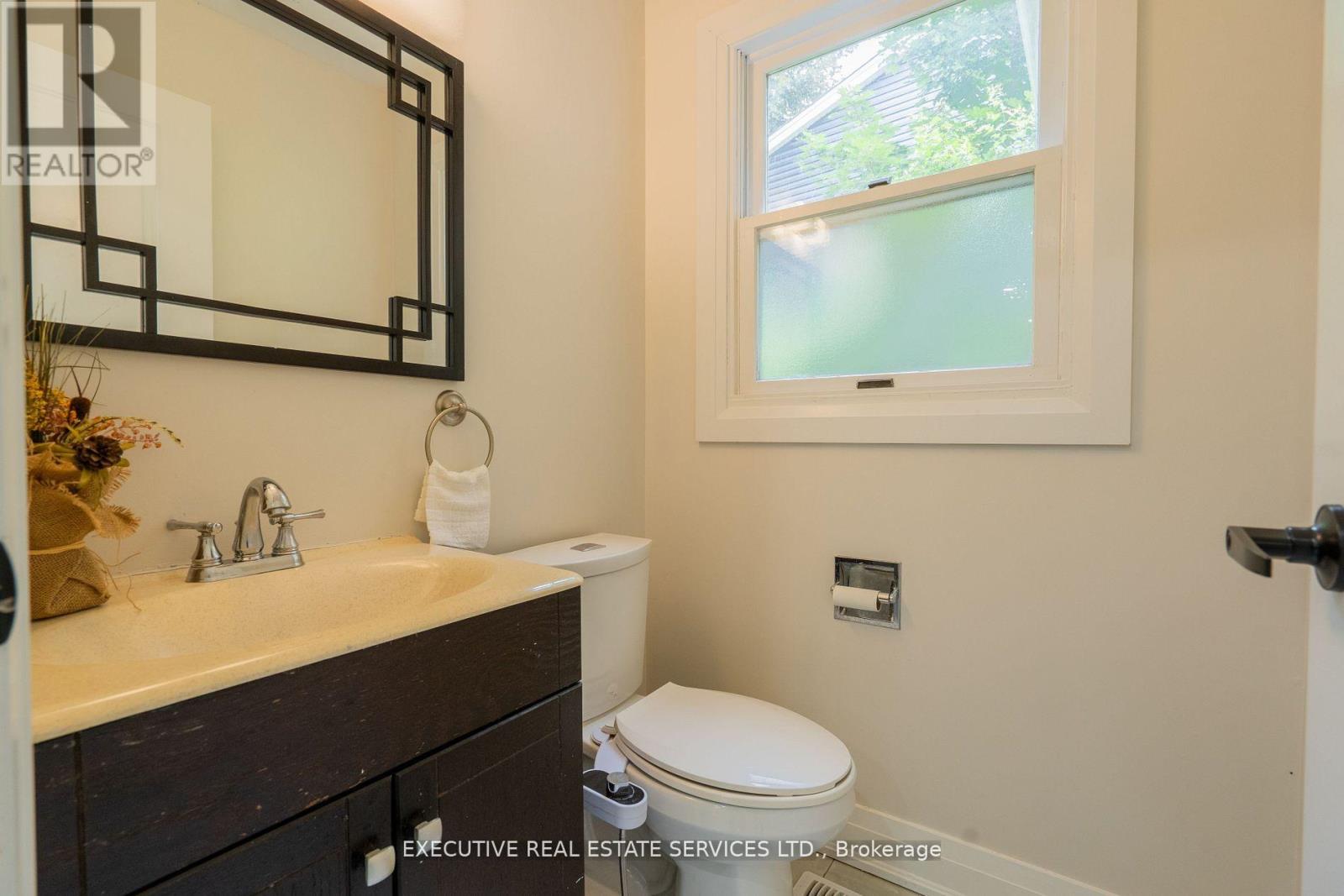 36 Blueridge Square, Brampton, Ontario  L6Z 1A1 - Photo 16 - W12942716