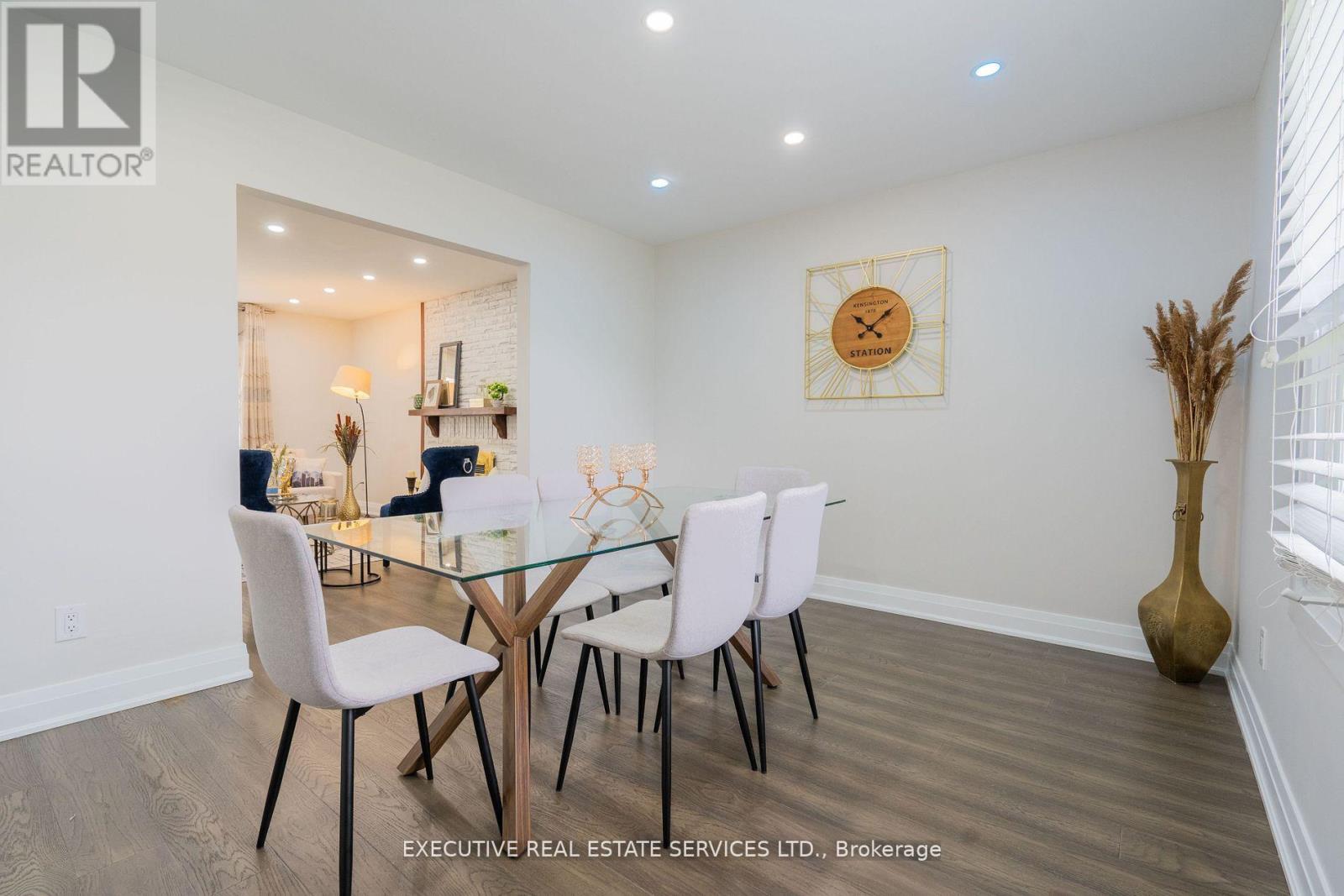 36 Blueridge Square, Brampton, Ontario  L6Z 1A1 - Photo 7 - W12942716