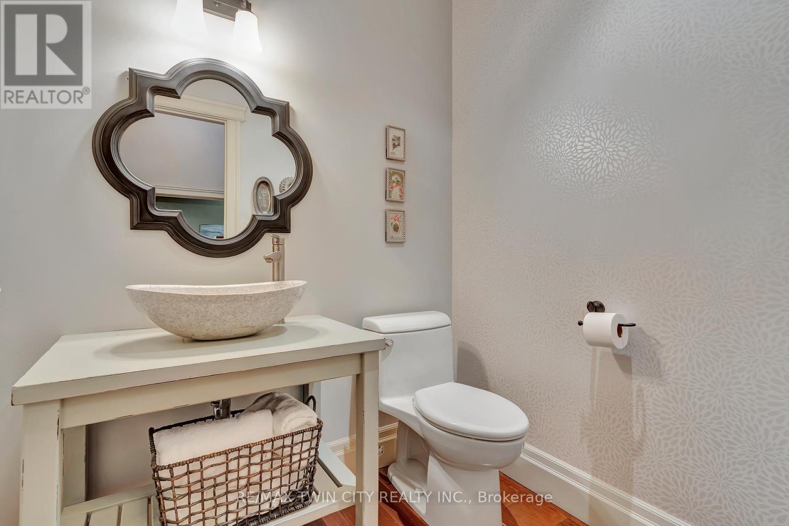 3667 Old Beverly Road, North Dumfries, Ontario  N1R 5S7 - Photo 19 - X12942630