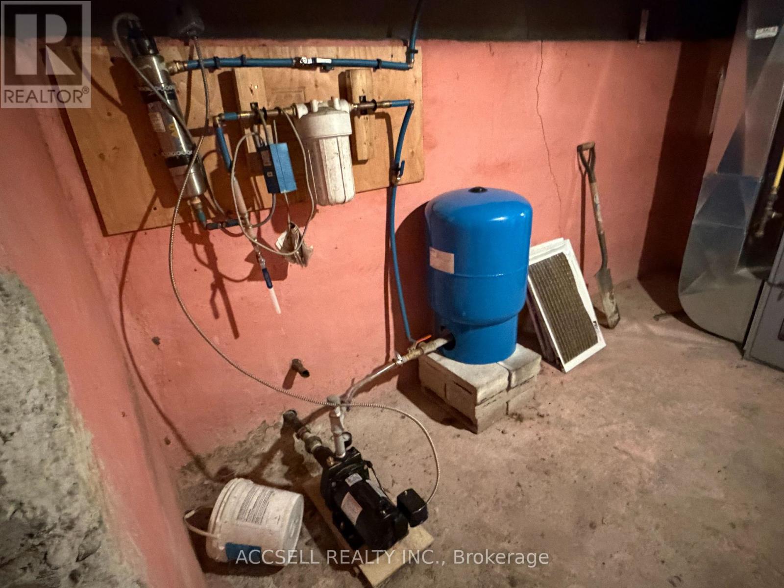 872 Norfolk Street N, Norfolk, Ontario  N3Y 3R8 - Photo 17 - X12942702