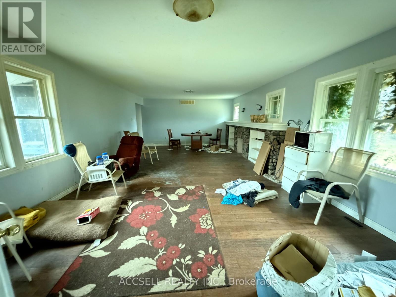 872 Norfolk Street N, Norfolk, Ontario  N3Y 3R8 - Photo 8 - X12942702