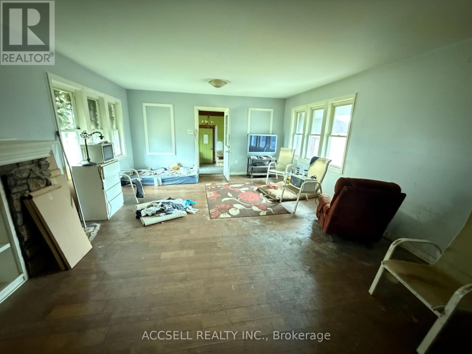 872 Norfolk Street N, Norfolk, Ontario  N3Y 3R8 - Photo 9 - X12942702