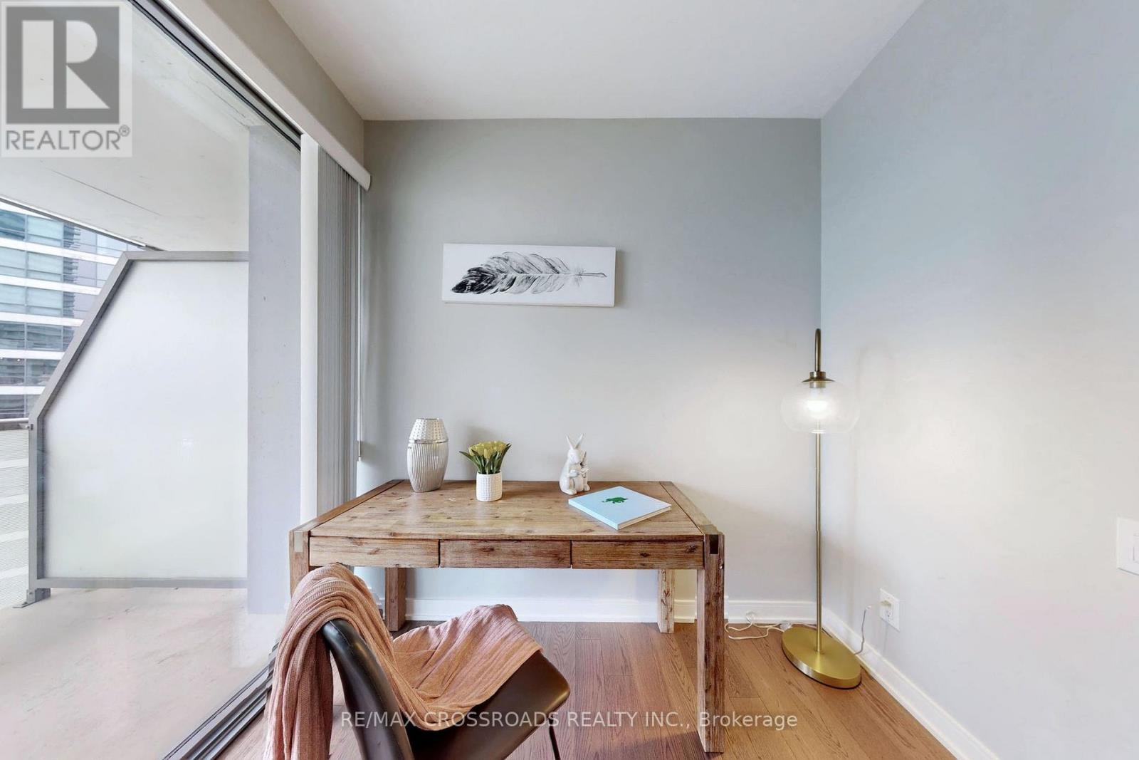 1910 - 57 St  Joseph Street, Toronto, Ontario  M5S 0C5 - Photo 25 - C12942178