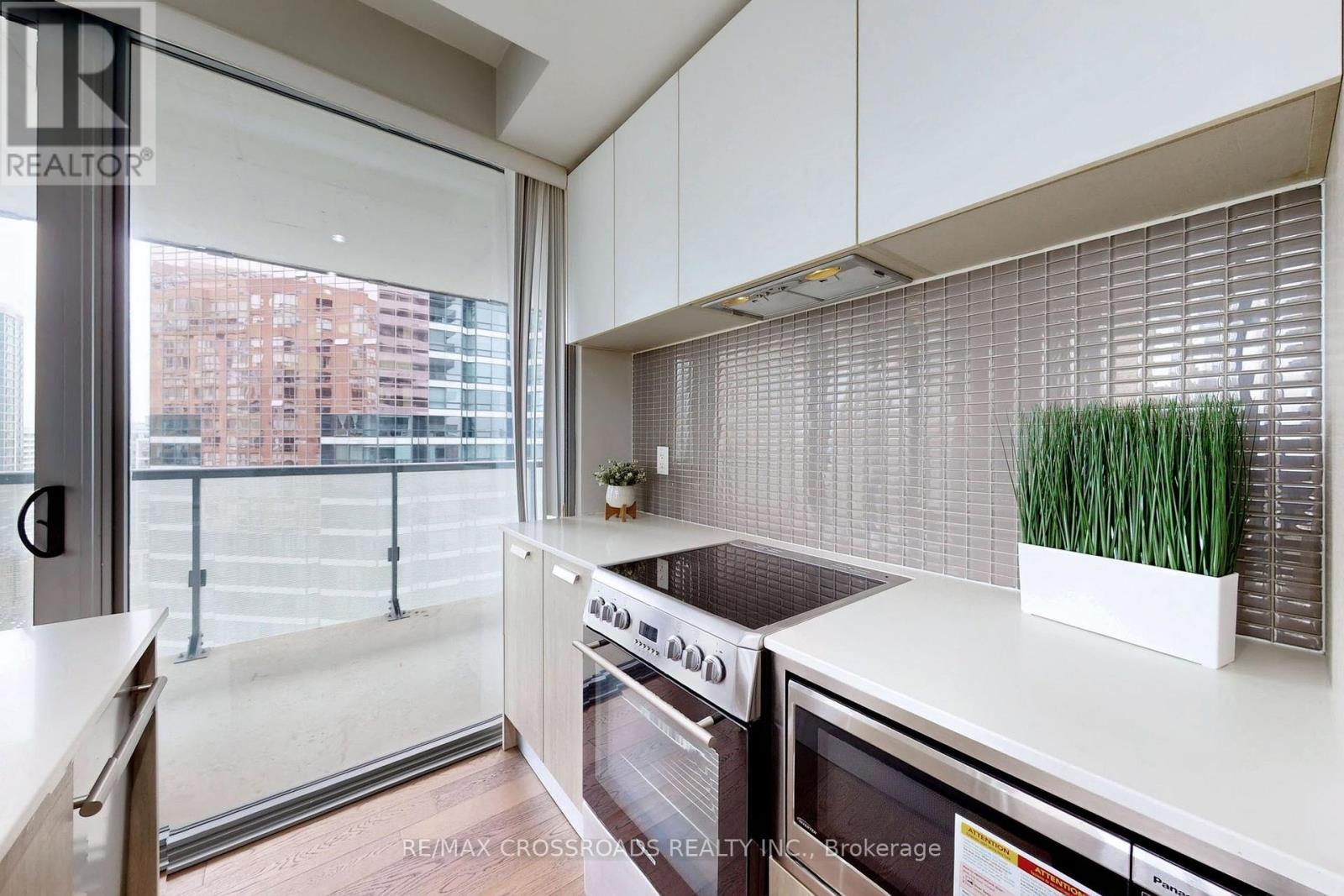 1910 - 57 St  Joseph Street, Toronto, Ontario  M5S 0C5 - Photo 16 - C12942178