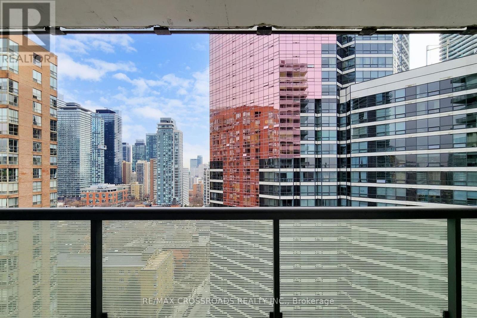 1910 - 57 St  Joseph Street, Toronto, Ontario  M5S 0C5 - Photo 42 - C12942178