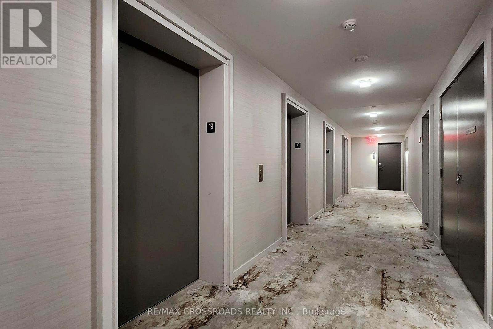 1910 - 57 St  Joseph Street, Toronto, Ontario  M5S 0C5 - Photo 33 - C12942178