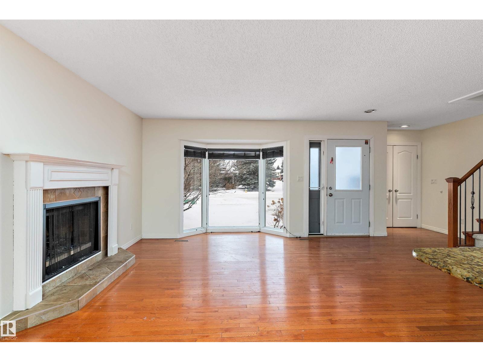 115 Walker Rd Nw, Edmonton, Alberta  T5T 4C2 - Photo 6 - E4476038