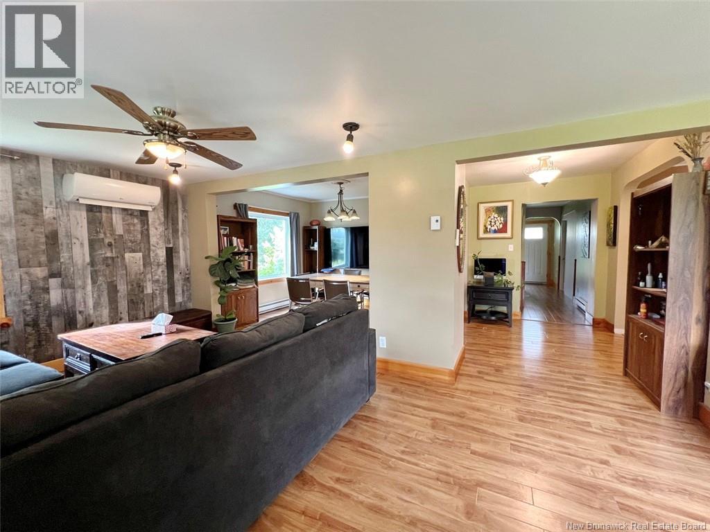 30 Hubert Street, Edmundston, New Brunswick  E3V 0B6 - Photo 13 - NB136242