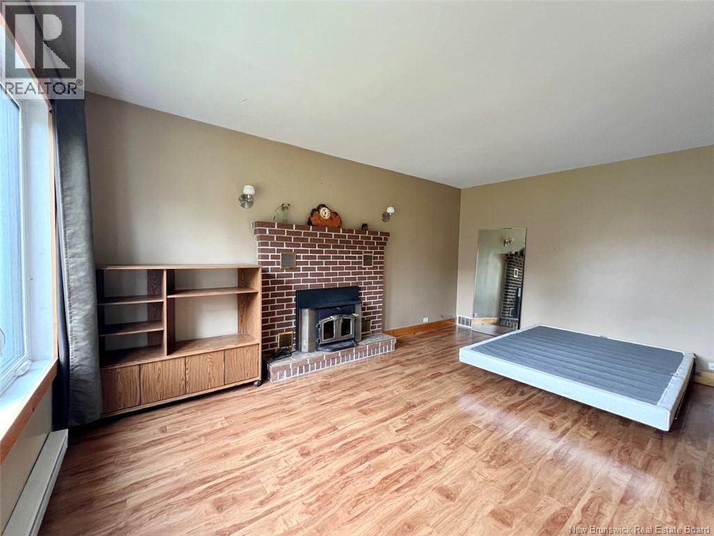30 Hubert Street, Edmundston, New Brunswick  E3V 0B6 - Photo 15 - NB136242