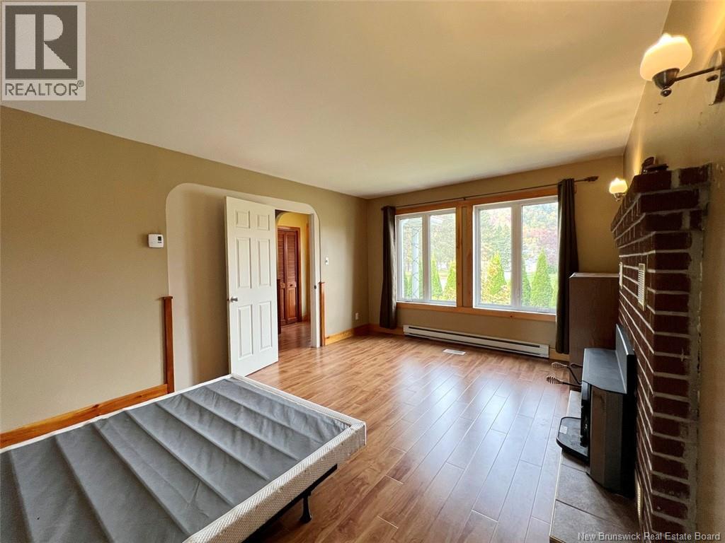 30 Hubert Street, Edmundston, New Brunswick  E3V 0B6 - Photo 17 - NB136242