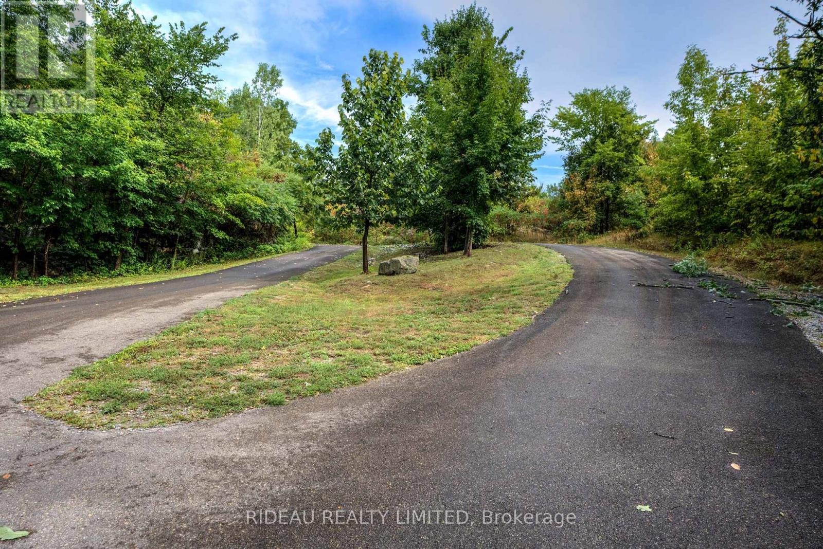 534 Oak Bluffs Road, Frontenac, Ontario  K0H 2B0 - Photo 15 - X12942806