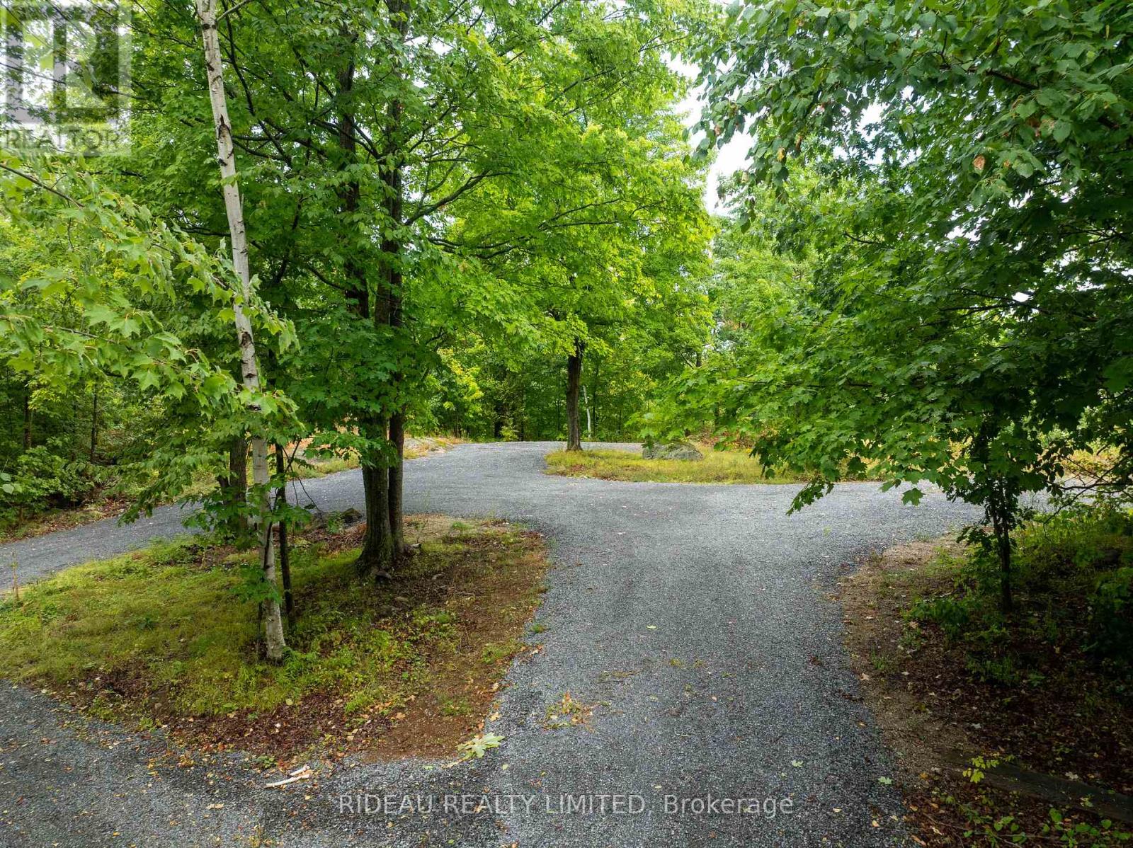 534 Oak Bluffs Road, Frontenac, Ontario  K0H 2B0 - Photo 3 - X12942806