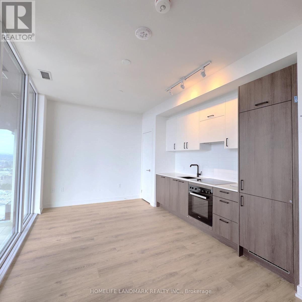 Unit 2904 - 1 Quarrington Lane, Toronto, Ontario  M3C 0S4 - Photo 5 - C12942420