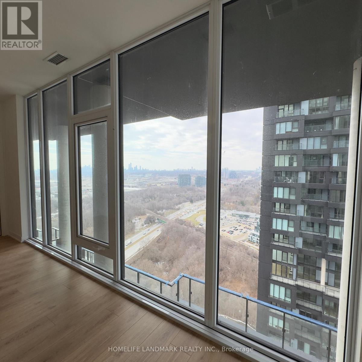 Unit 2904 - 1 Quarrington Lane, Toronto, Ontario  M3C 0S4 - Photo 11 - C12942420