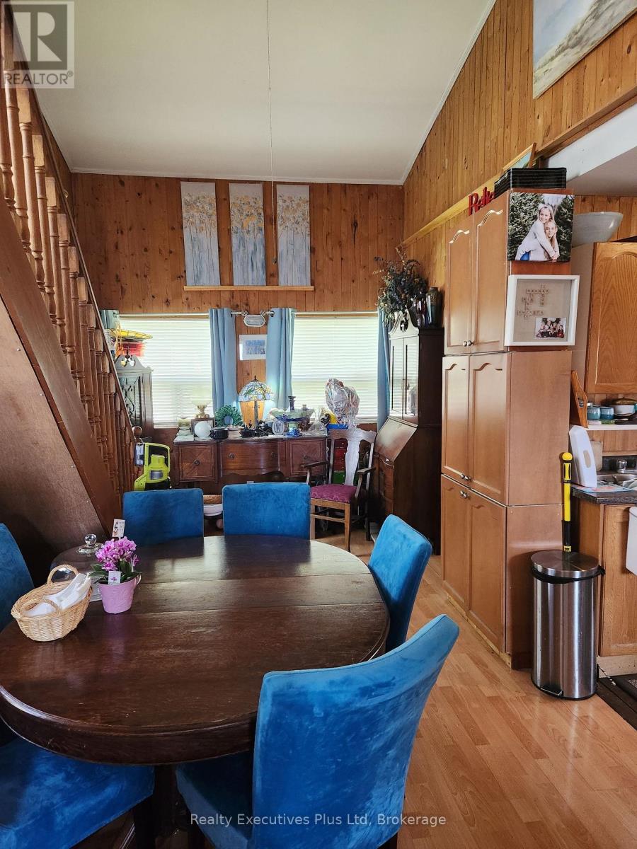 48 Tiny Beaches Road N, Tiny, Ontario  L0L 2J0 - Photo 7 - S12942774