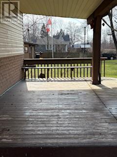 190 Elizabeth Street, Southwest Middlesex, Ontario  N0L 1M0 - Photo 29 - X12801998