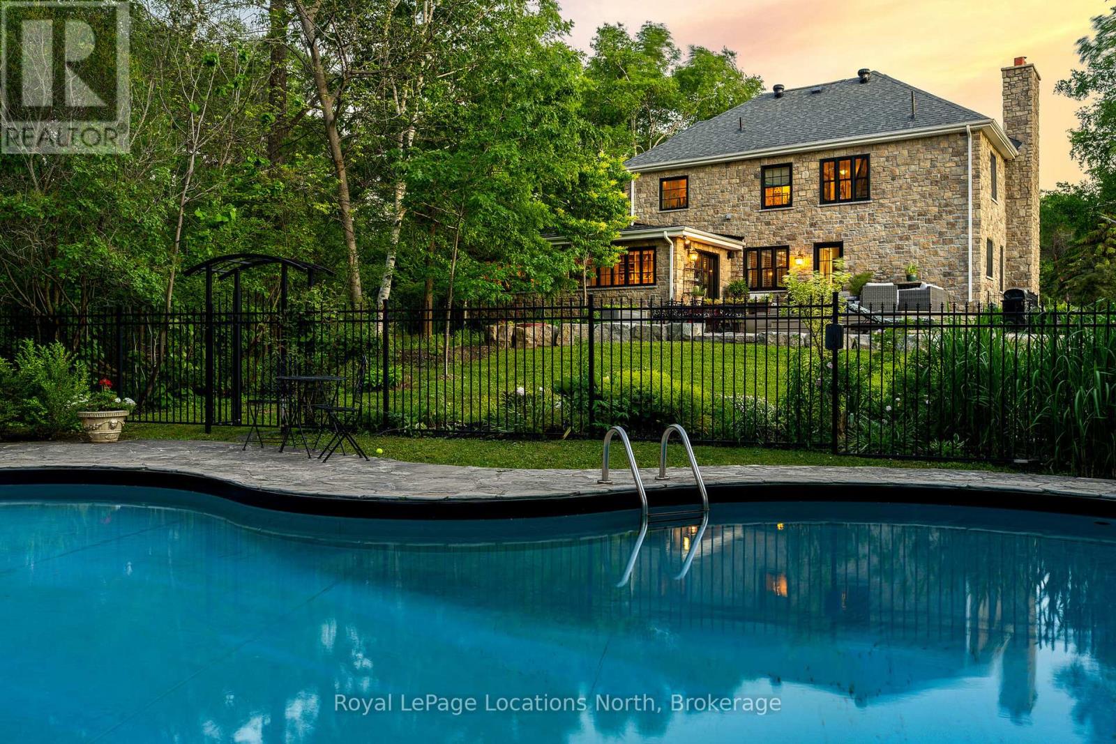 208703 Highway 26 Highway, Blue Mountains, Ontario  N0H 1J0 - Photo 3 - X12942734