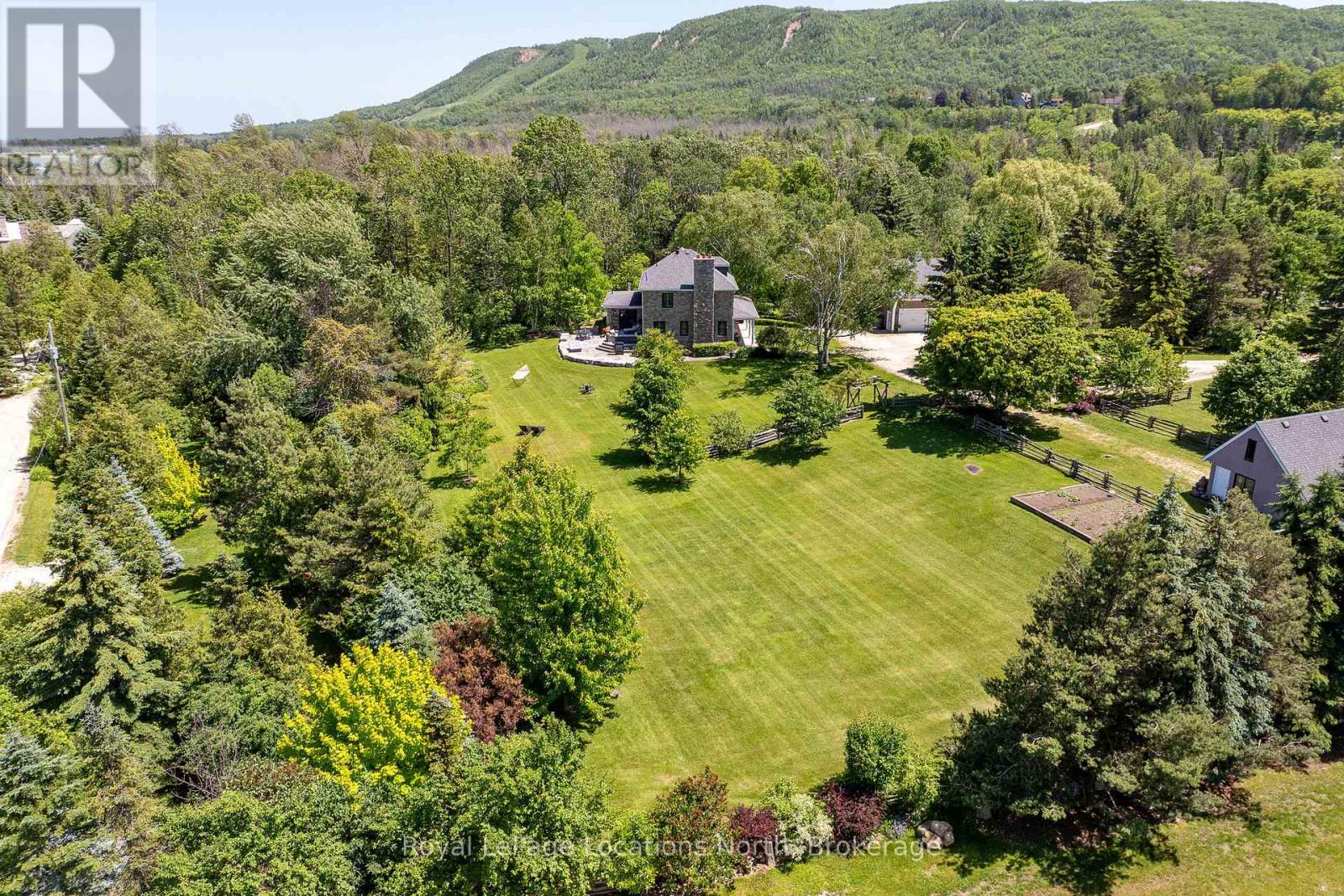 208703 Highway 26 Highway, Blue Mountains, Ontario  N0H 1J0 - Photo 9 - X12942734