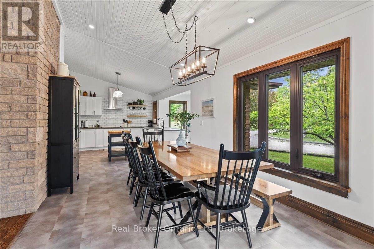 814222 Greenery Lane, Grey Highlands, Ontario  N0C 1E0 - Photo 23 - X12942738