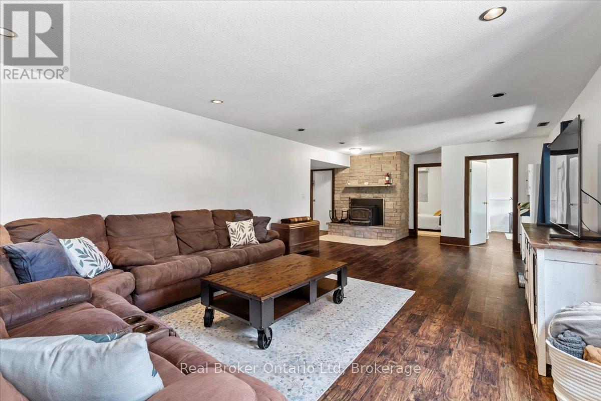 814222 Greenery Lane, Grey Highlands, Ontario  N0C 1E0 - Photo 38 - X12942738