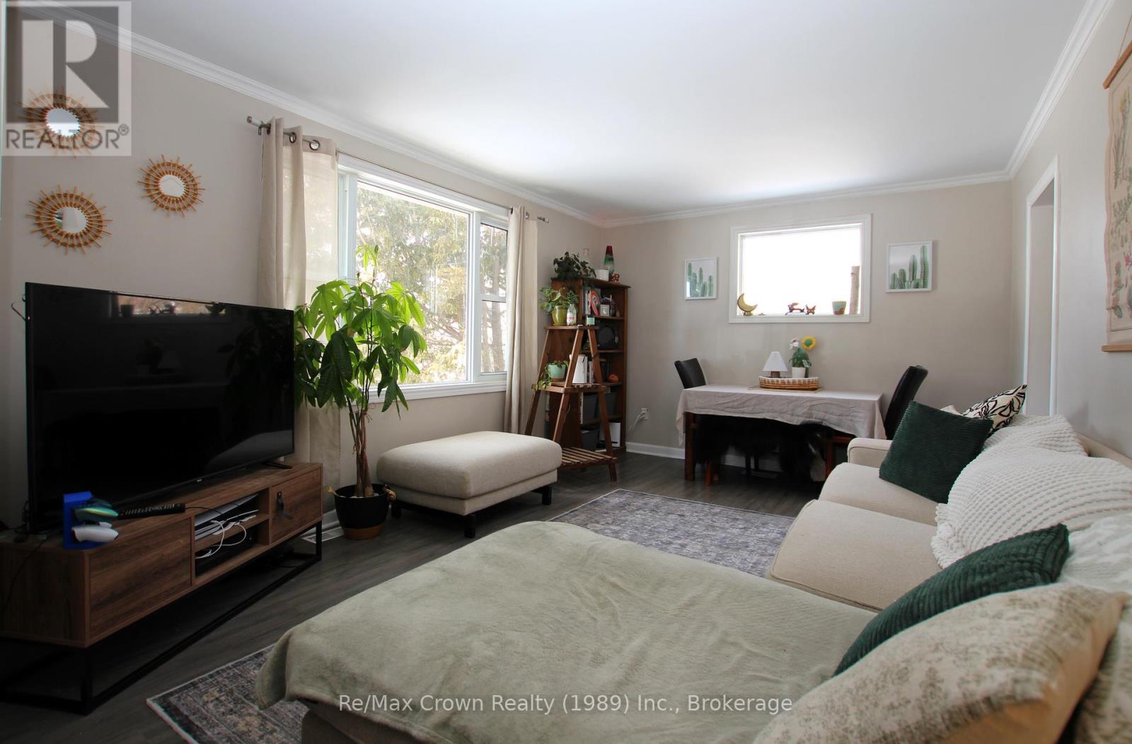 184 Lee Avenue, North Bay, Ontario  P1A 2K3 - Photo 5 - X12942750