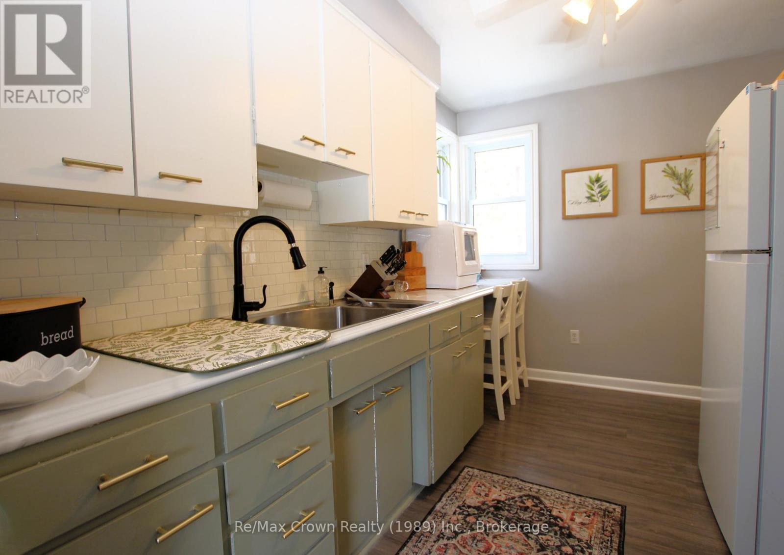 184 Lee Avenue, North Bay, Ontario  P1A 2K3 - Photo 8 - X12942750