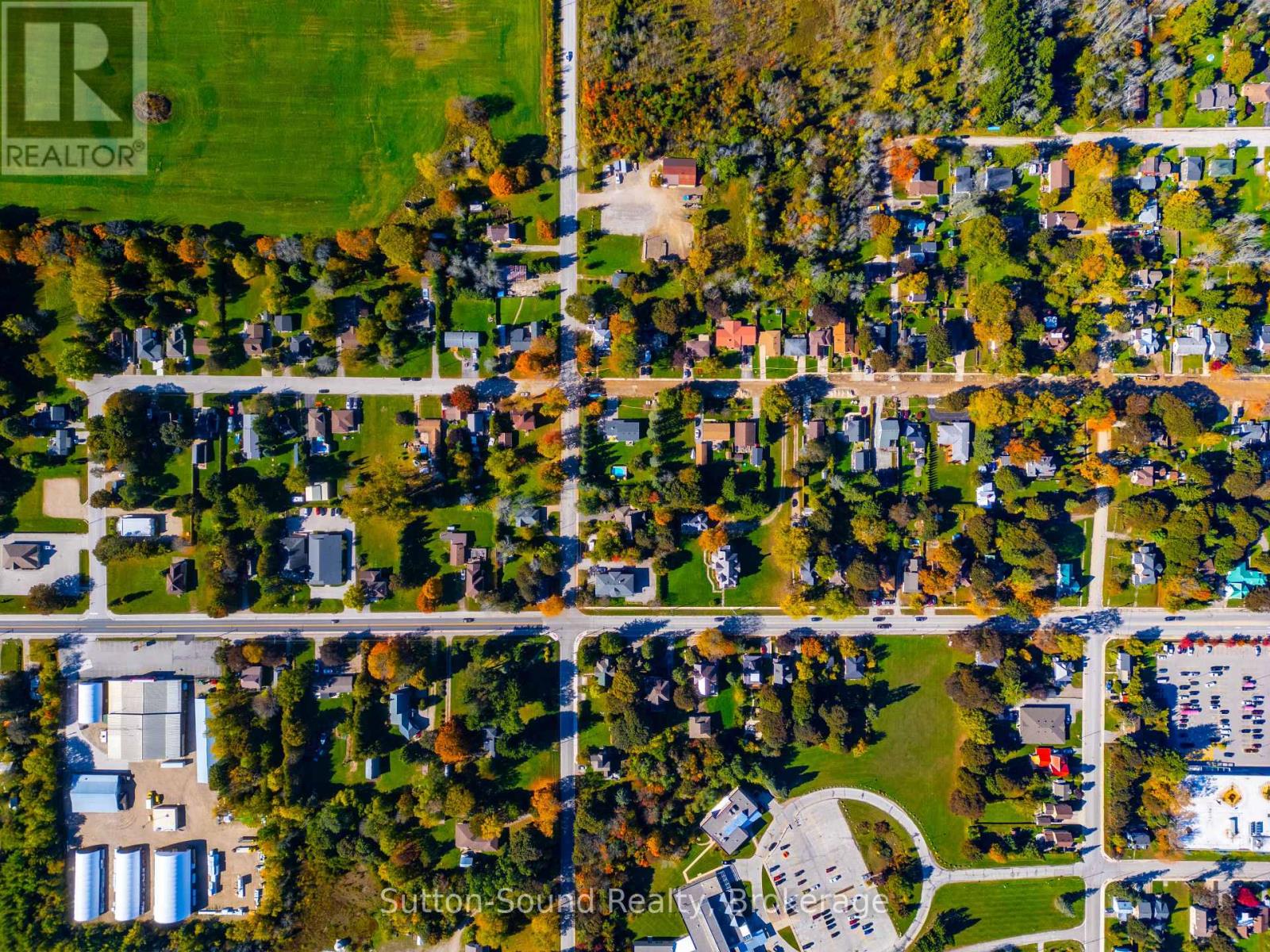 319 Gould Street, South Bruce Peninsula, Ontario  N0H 2T0 - Photo 37 - X12942796