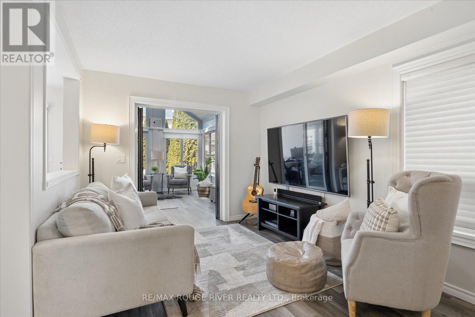 69 Wessex Drive, Whitby, Ontario  L1M 2C2 - Photo 12 - E12942766