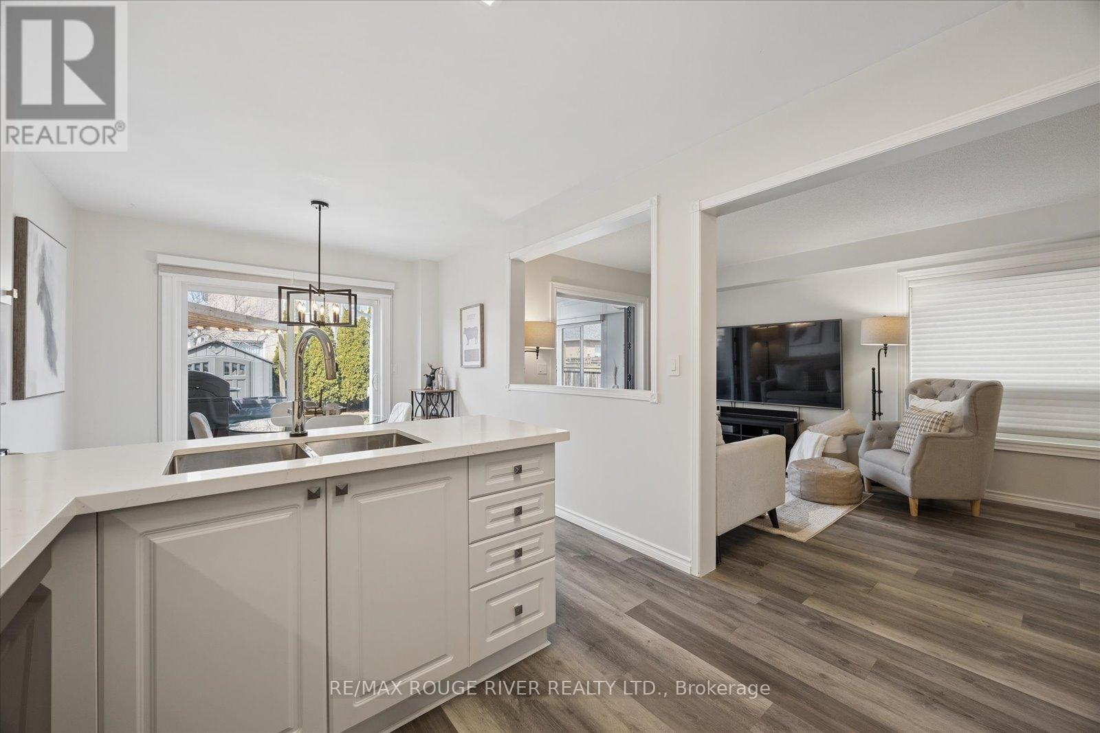 69 Wessex Drive, Whitby, Ontario  L1M 2C2 - Photo 21 - E12942766