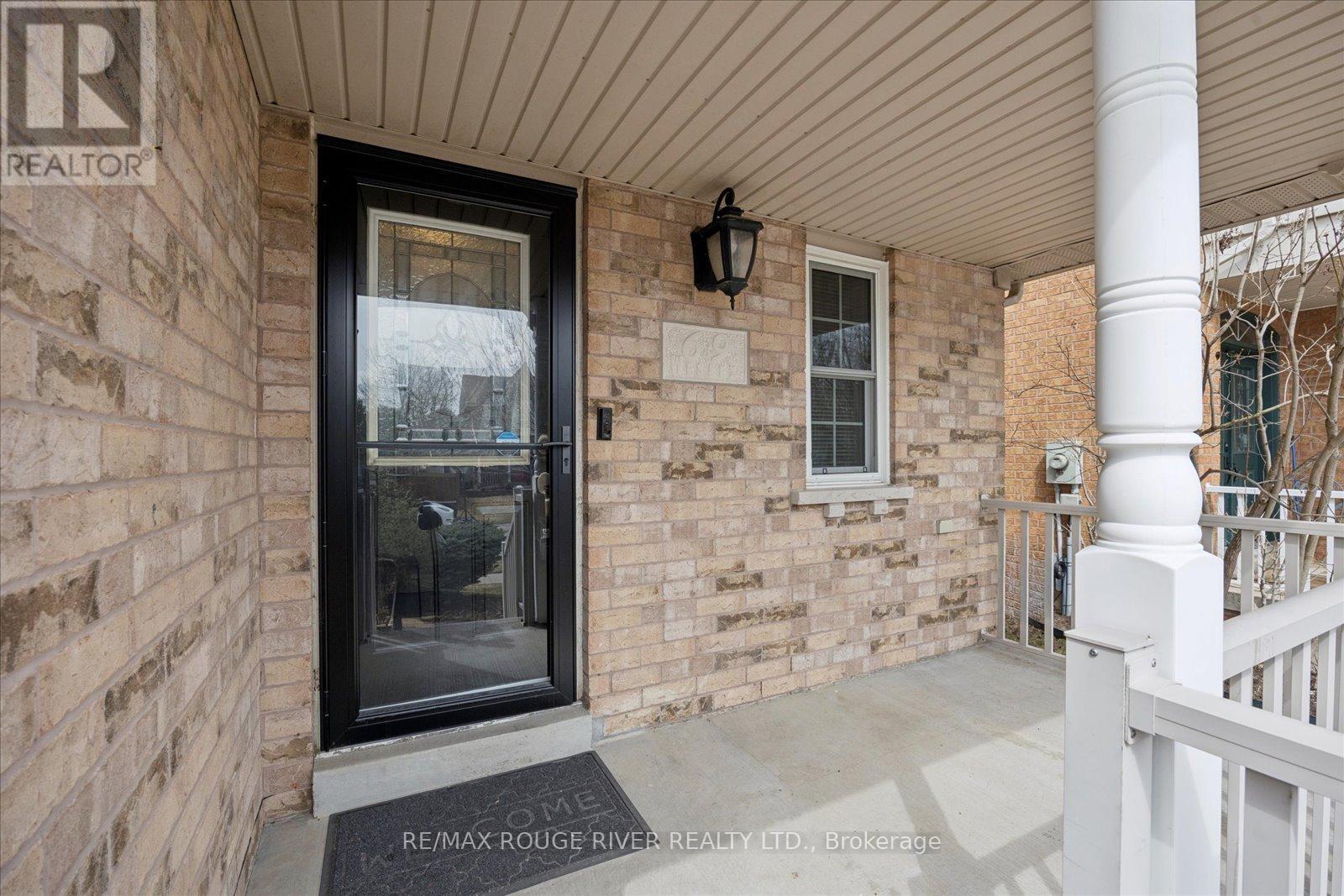 69 Wessex Drive, Whitby, Ontario  L1M 2C2 - Photo 3 - E12942766