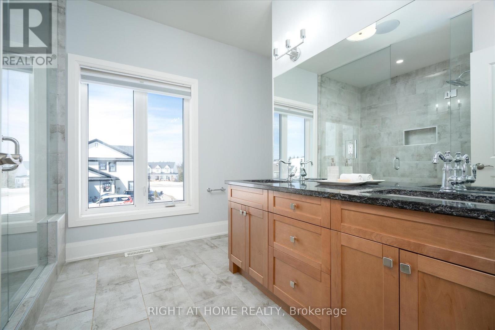 16 Gelderland Crescent, Oro-Medonte, Ontario  L0K 1E0 - Photo 17 - S12942772