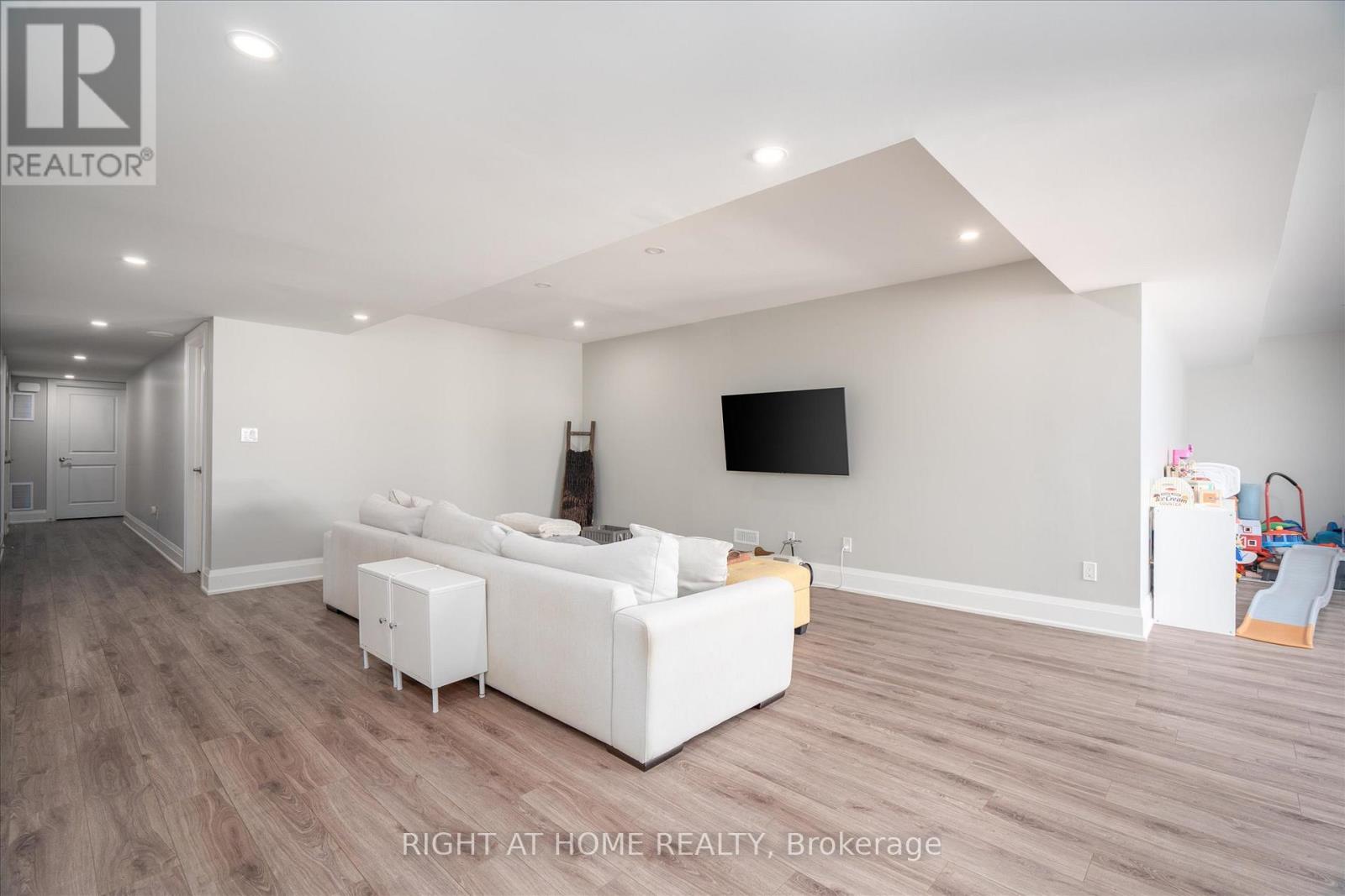 16 Gelderland Crescent, Oro-Medonte, Ontario  L0K 1E0 - Photo 31 - S12942772