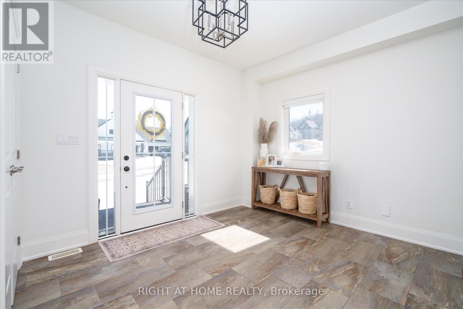 16 Gelderland Crescent, Oro-Medonte, Ontario  L0K 1E0 - Photo 4 - S12942772