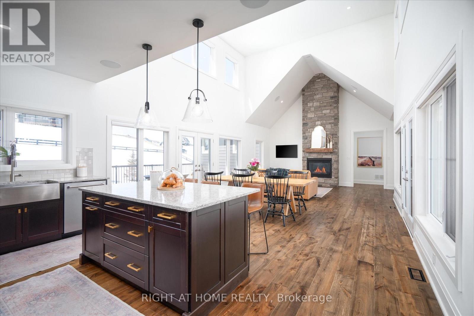 16 Gelderland Crescent, Oro-Medonte, Ontario  L0K 1E0 - Photo 5 - S12942772