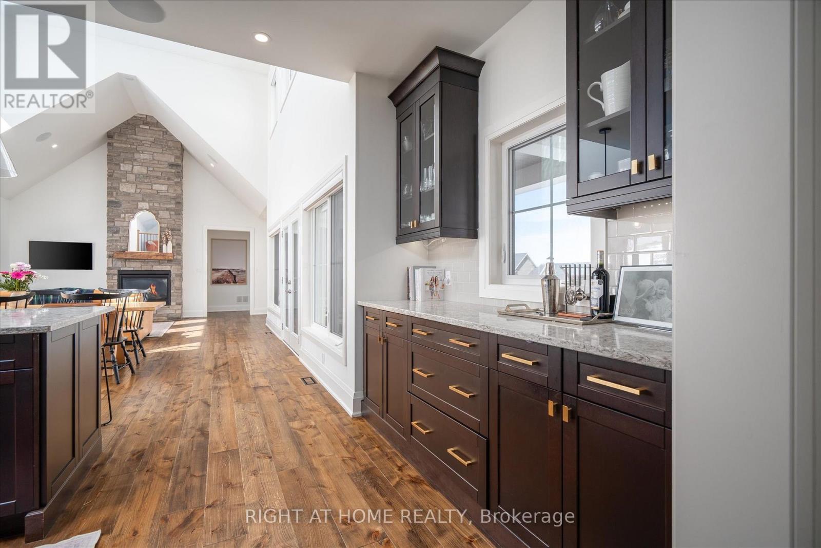 16 Gelderland Crescent, Oro-Medonte, Ontario  L0K 1E0 - Photo 9 - S12942772