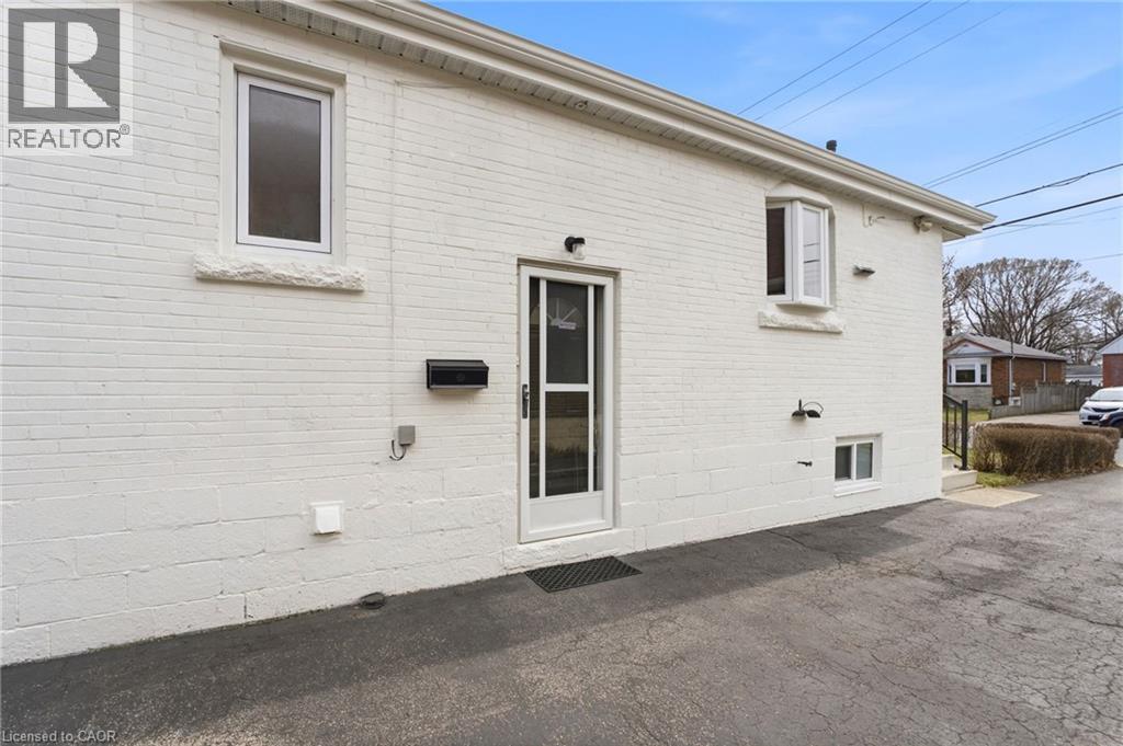 957 Queensdale Avenue E, Hamilton, Ontario  L8T 1H5 - Photo 24 - 40815303