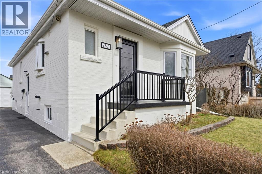 957 Queensdale Avenue E, Hamilton, Ontario  L8T 1H5 - Photo 29 - 40815303