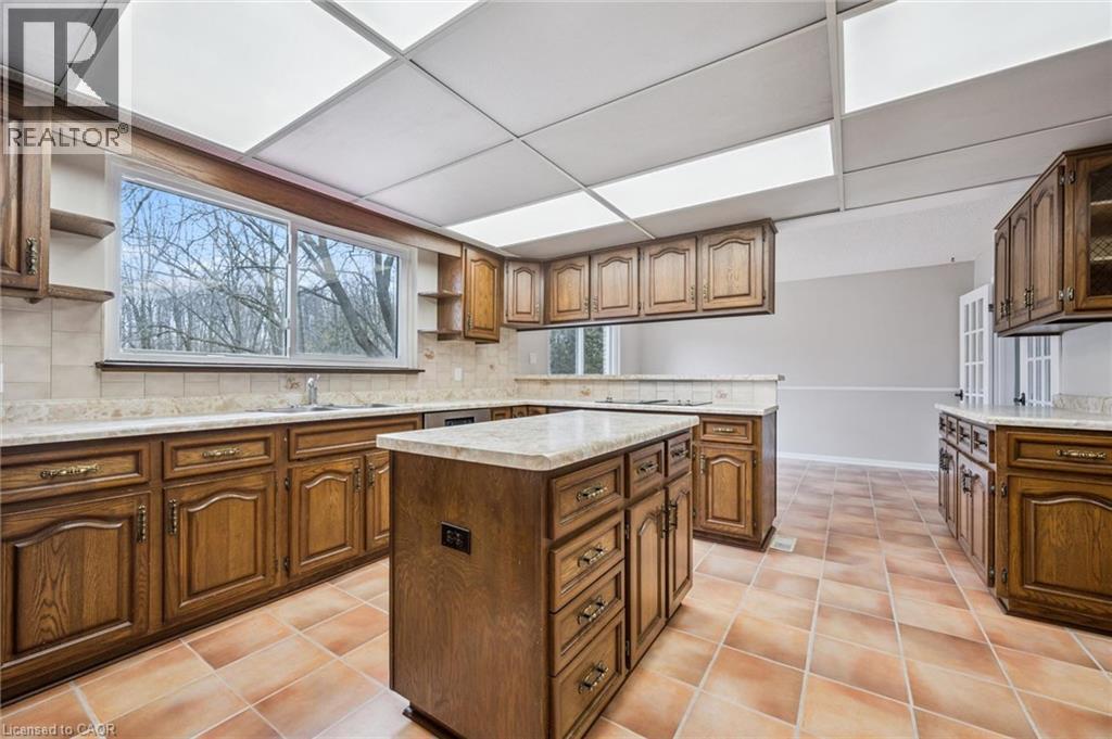 124 Autumn Hill Crescent, Kitchener, Ontario  N2N 1K7 - Photo 13 - 40816352