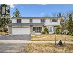 124 AUTUMN HILL Crescent, Kitchener, Ontario